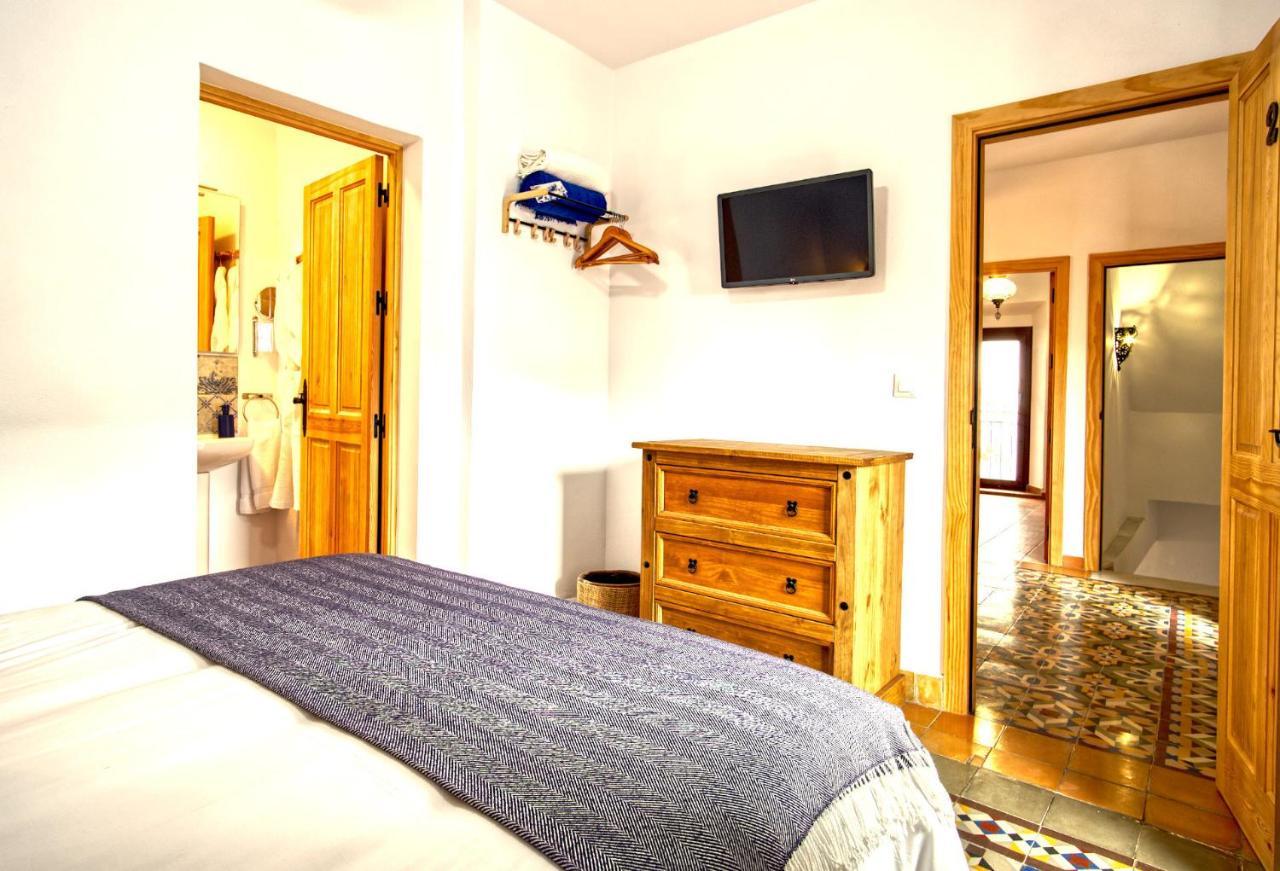 La Vieja Botica Bed & Breakfast Canillas de Aceituno Dış mekan fotoğraf